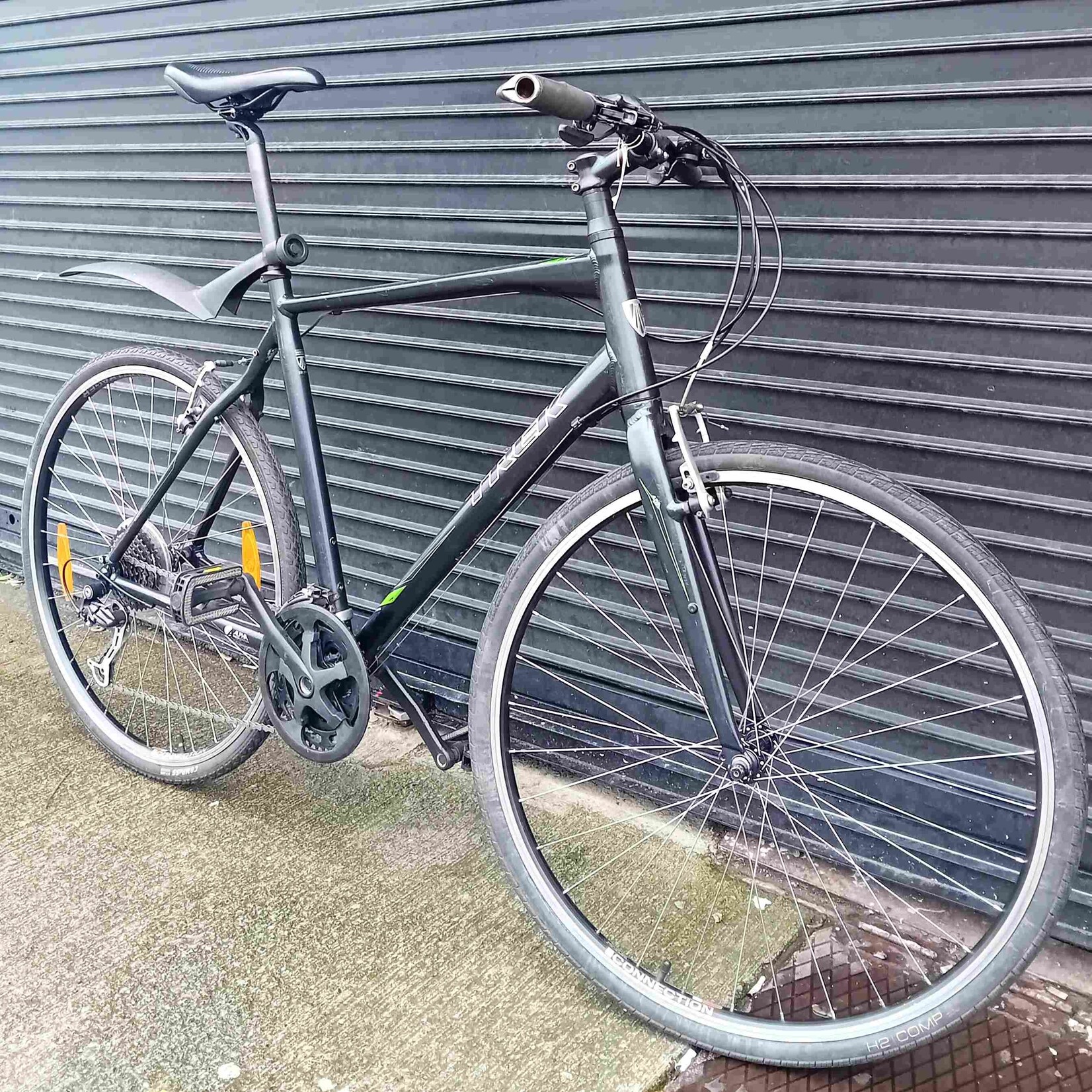 Trek Trek 7.3 Men's Hybrid Bike