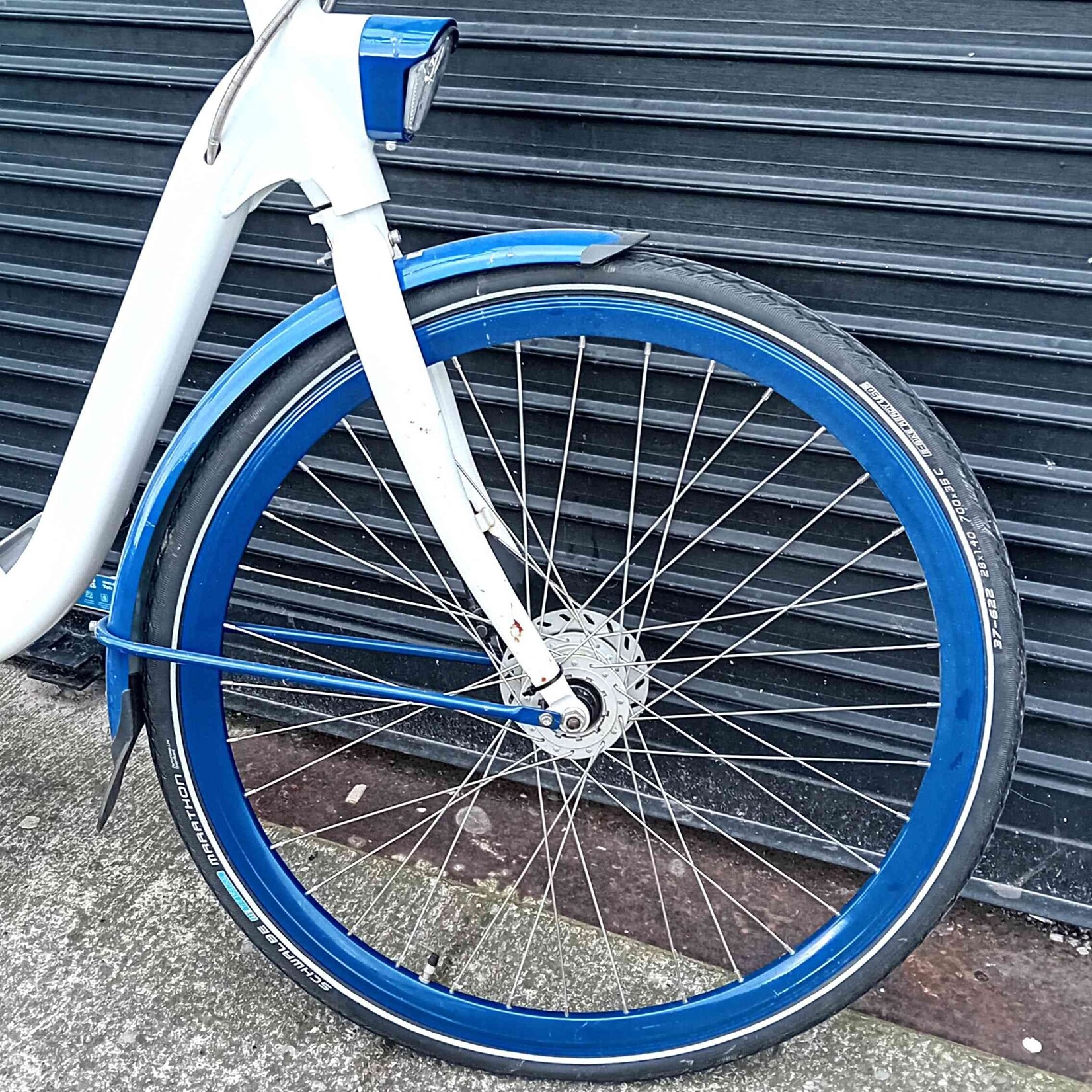 Dutch Style Dutch Style Bike - blue and white