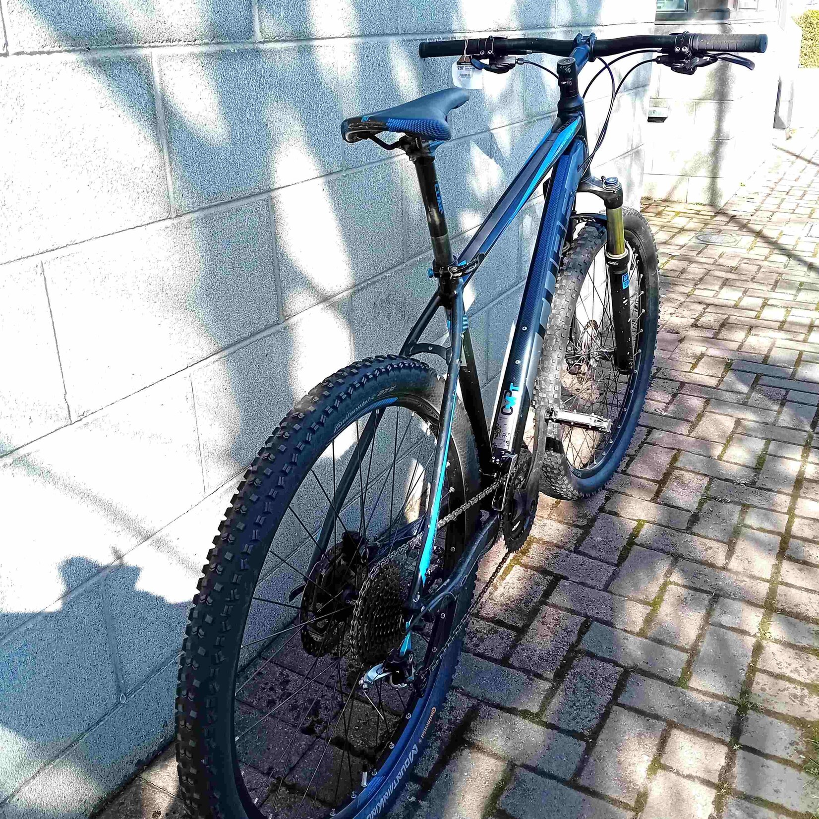 Cube Cube Rockshox Mountain Bike