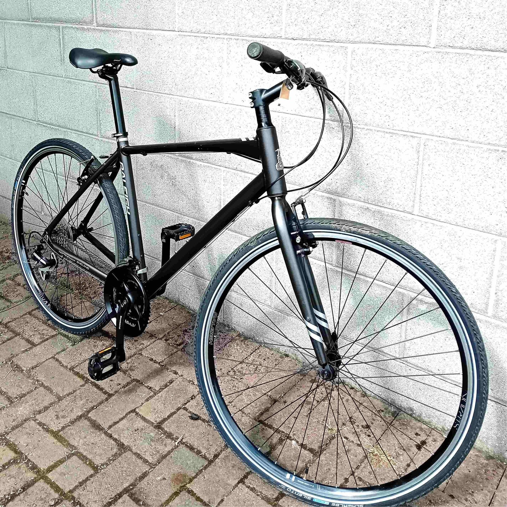 Raleigh Raleigh Strada 2 Hybrid Bike