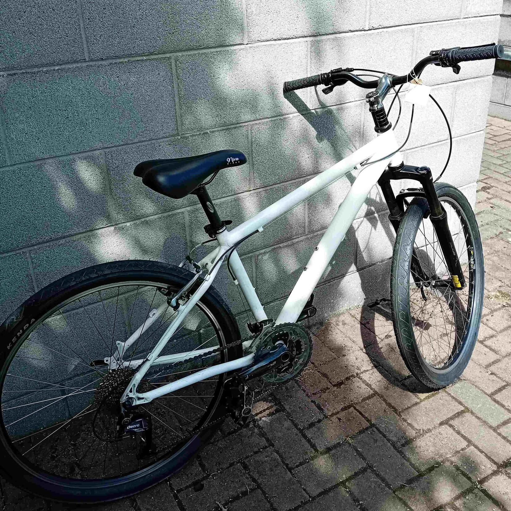 White  Aluminium Men's Mountain Bike