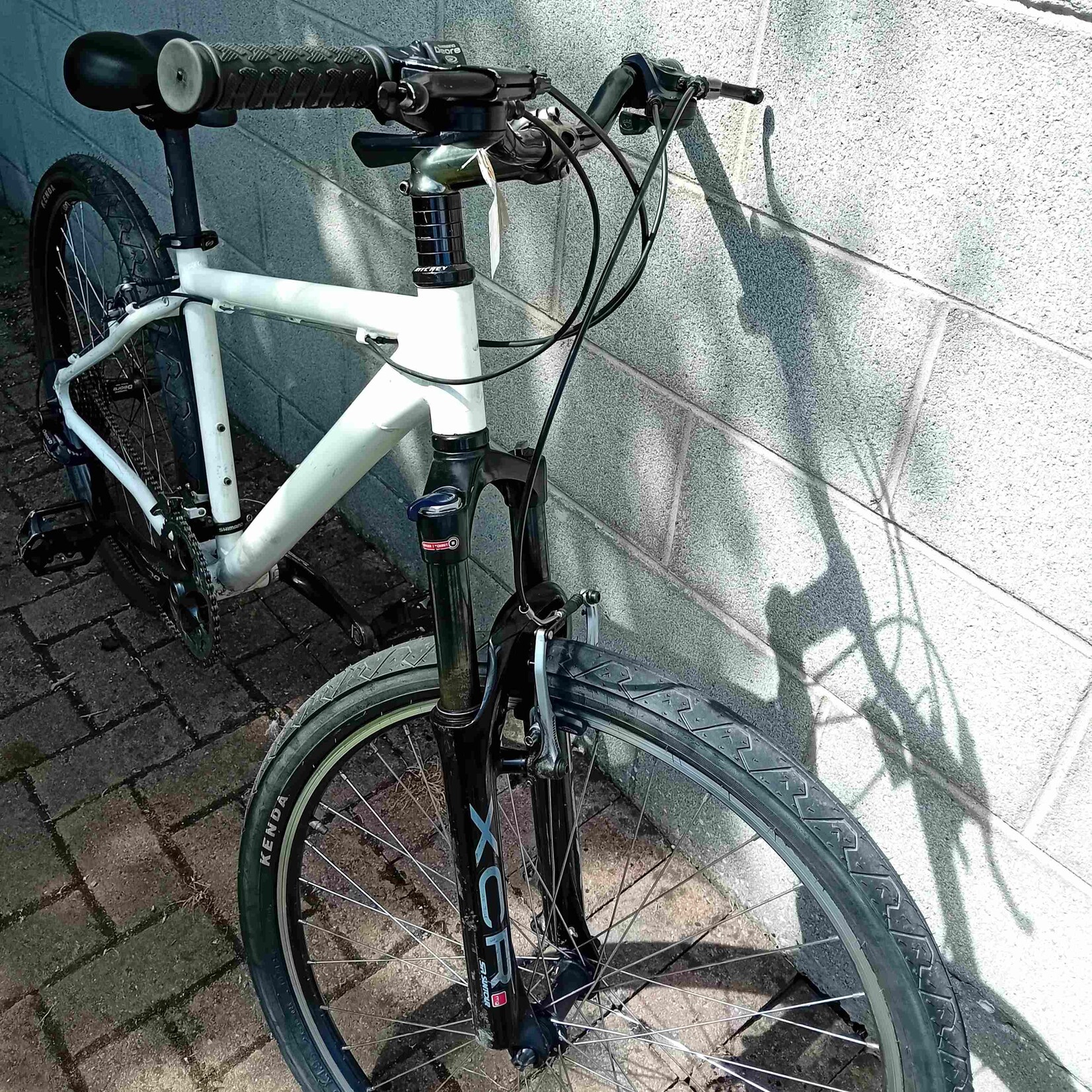 White  Aluminium Men's Mountain Bike