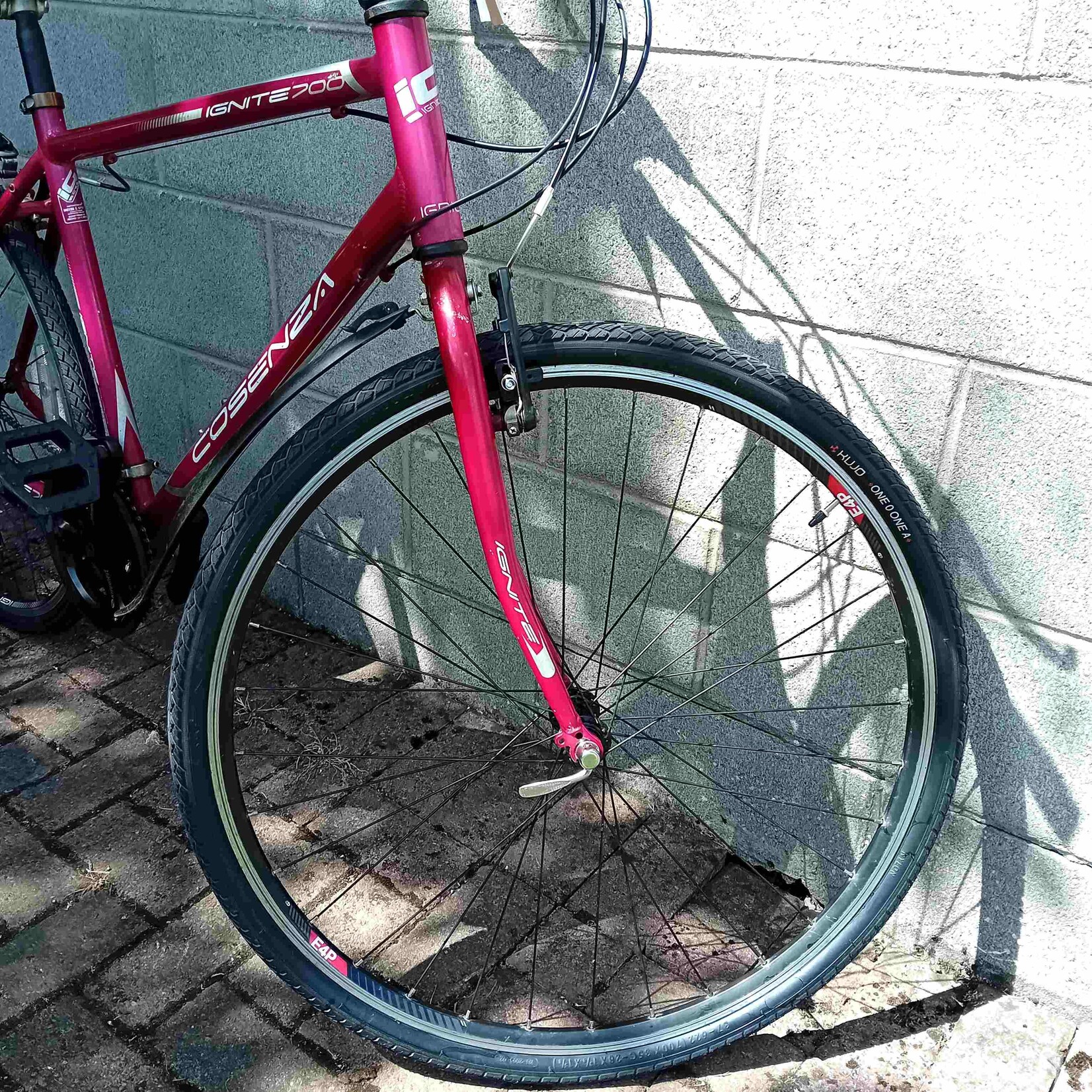 Ignite Ignite Cosenza Hybrid Bike