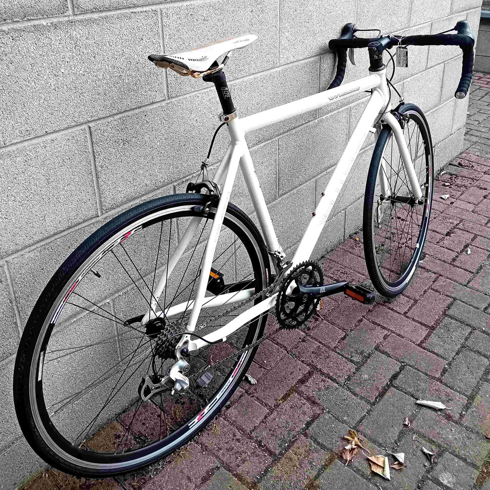 Vitesse Ventura Vitesse Road Bike