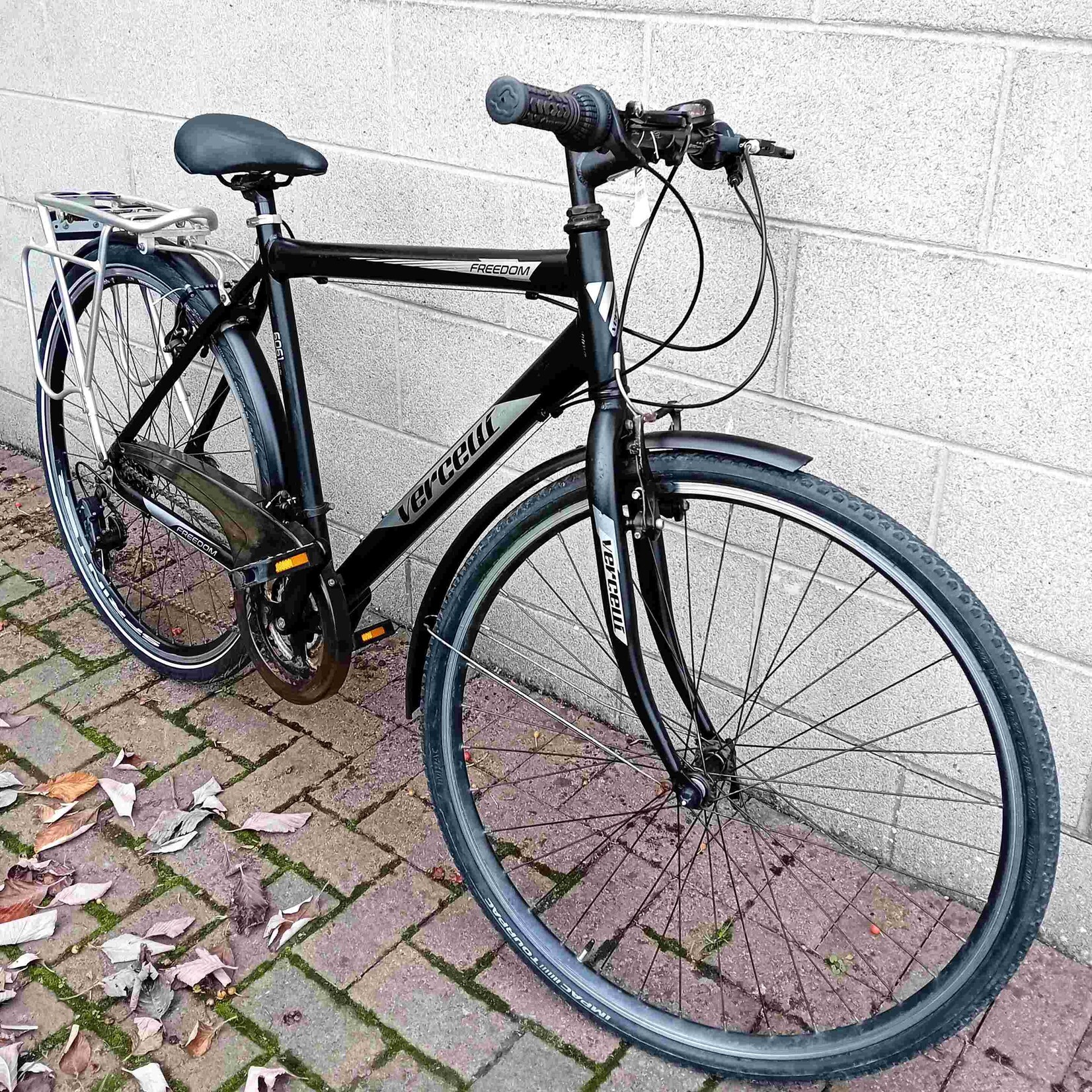 Vercelli Vercelli Freedom Men's Hybrid Bike