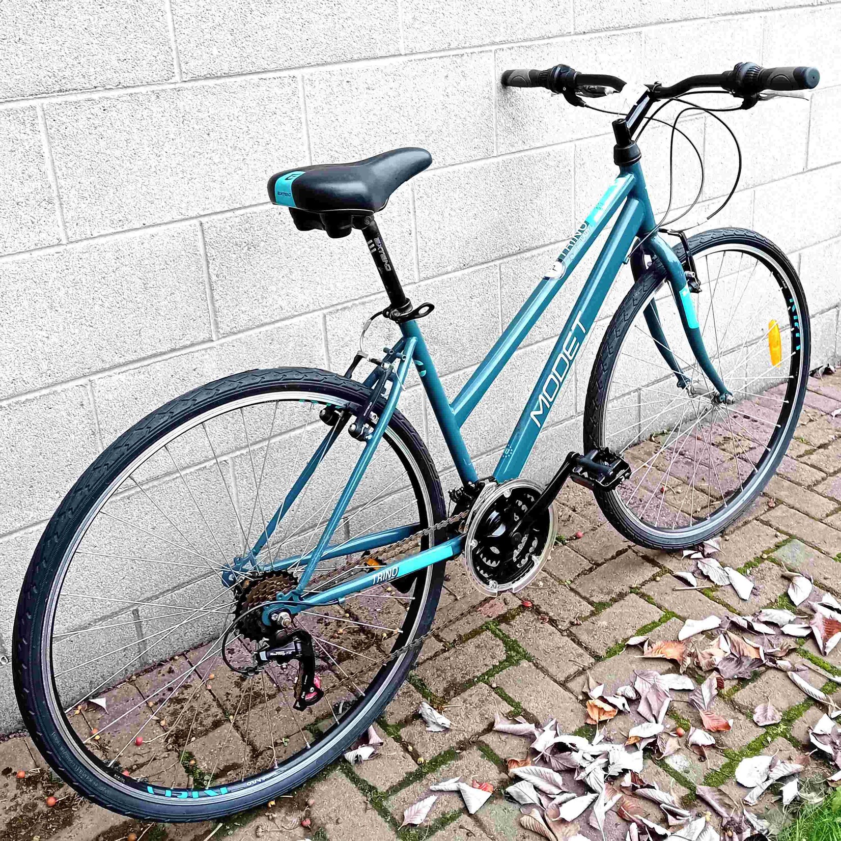 Modet Modet Trino Women's Hybrid bike