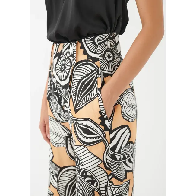 Dea Kudibal DABRINADEA NS TULUM