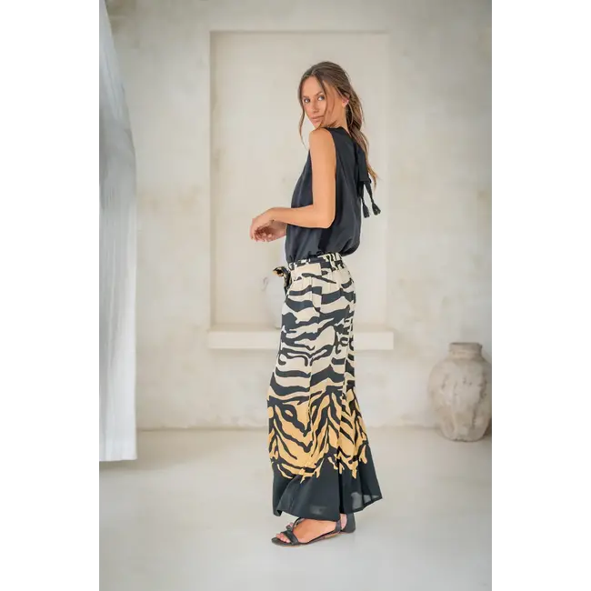 Salty Skin SALTY S. PANTS J JUNGLE