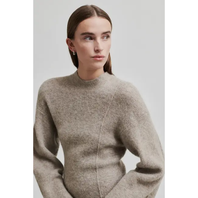 Second Female EYA ROASTED CASHEW