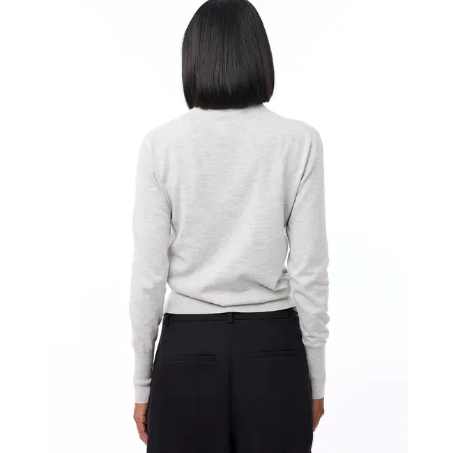 KNIT-TED LAUREN PULLOVER LIGHT GREY