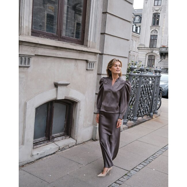 Neo Noir ROSSLYN HEAVY SATEEN BLOUSE WARM GREY