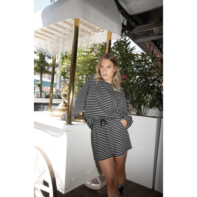 Studio Amaya KICK SHORT MULTI PRINT