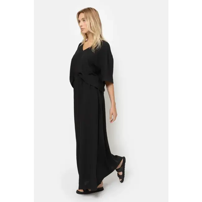 Ame antwerp LOL BLACK V-NECK TOP WITH SHORT