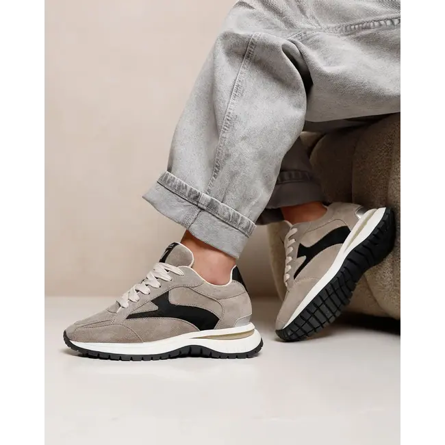 Via Vai USHER RIGGS SIERRA ROCCIA