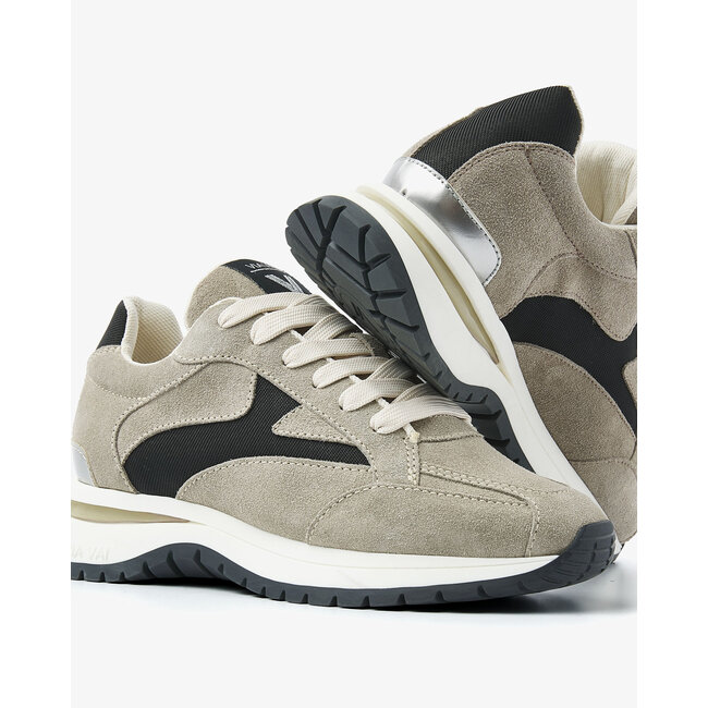 Via Vai USHER RIGGS SIERRA ROCCIA