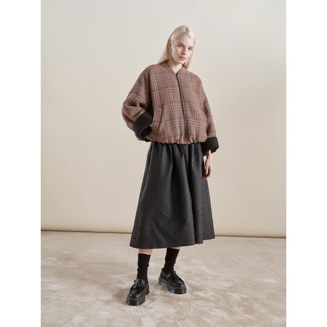 8PM ELIZABETH BOMBER