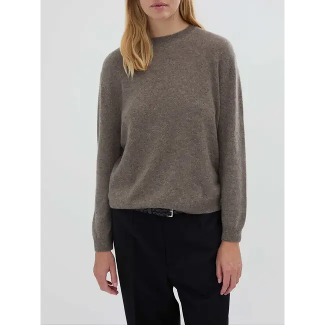 PEOPLE'S REPUBLIC OF CASHMERE WOMEN'S OVERSIZED R.  TRUFFLE