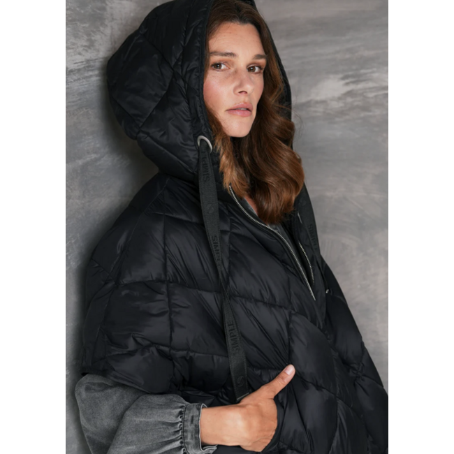 SIMPLE THE BRAND SUUS JACKET PONCHO BLACK