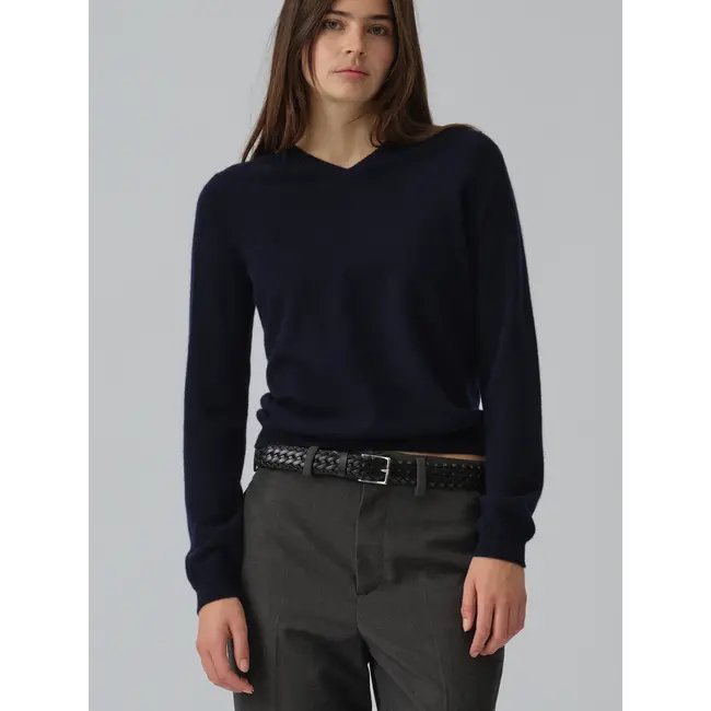 PEOPLE'S REPUBLIC OF CASHMERE WOMEN'S FITTED 90's V-NECK NAVY BLUE