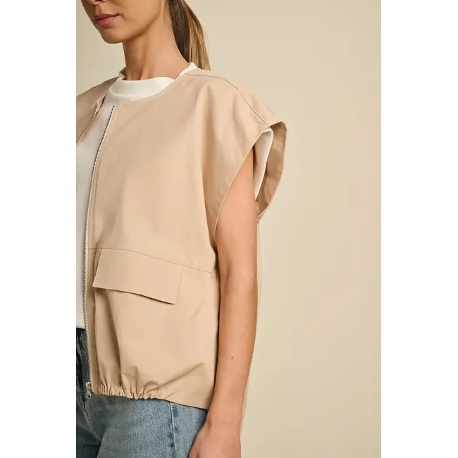 MARCH 23 MY_VEST ECLIPSE BEIGE