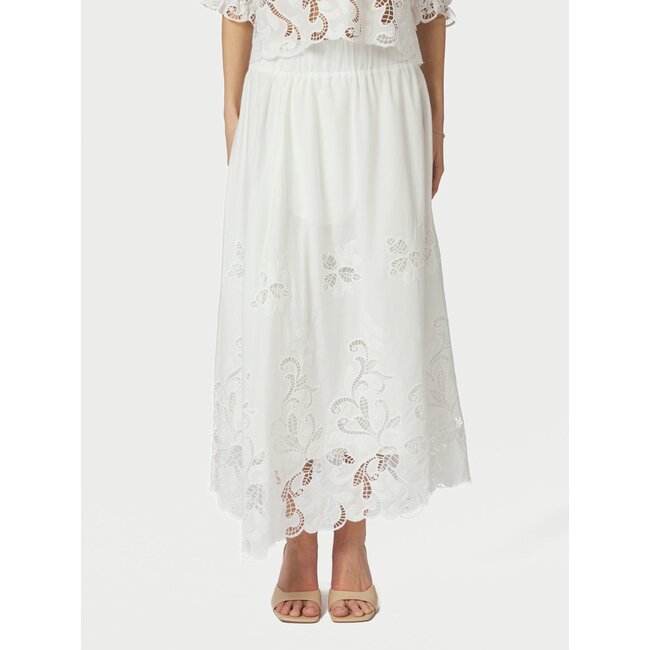Neo Noir YARA LONG EMB SKIRT WHITE