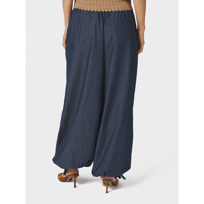 Neo Noir ROXANE BALLOON DENIM PANTS BLUE