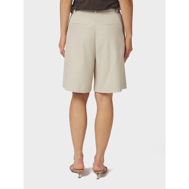 Neo Noir NIKA STRUCTURE SHORTS CREME