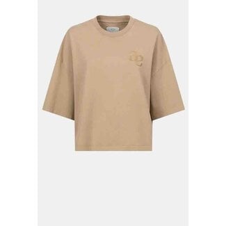 Ame antwerp ELOISE-A VINTAGE CAMEL BOXY T-SHIRT