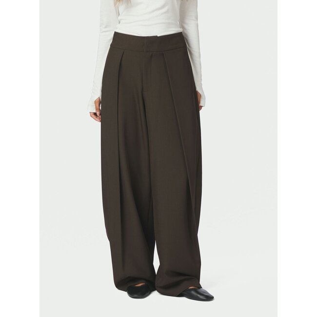 Neo Noir LUCILLE STRUCTURE PANTS DARK BROWN
