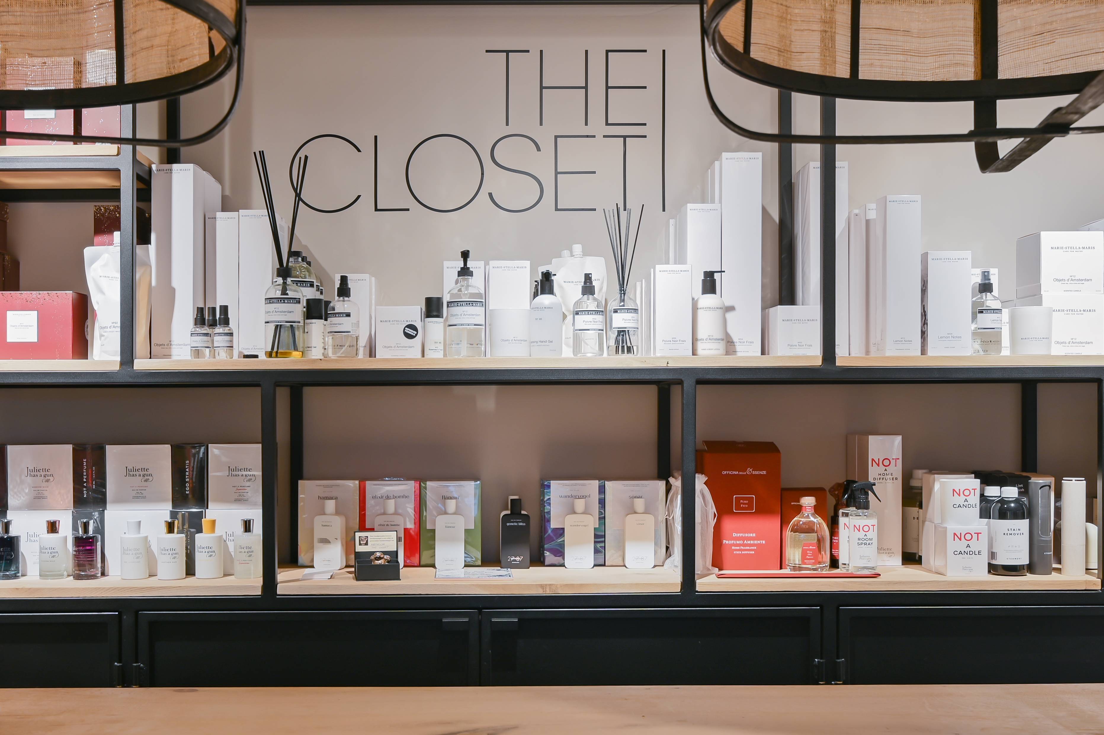 THE CLOSET SHOPS