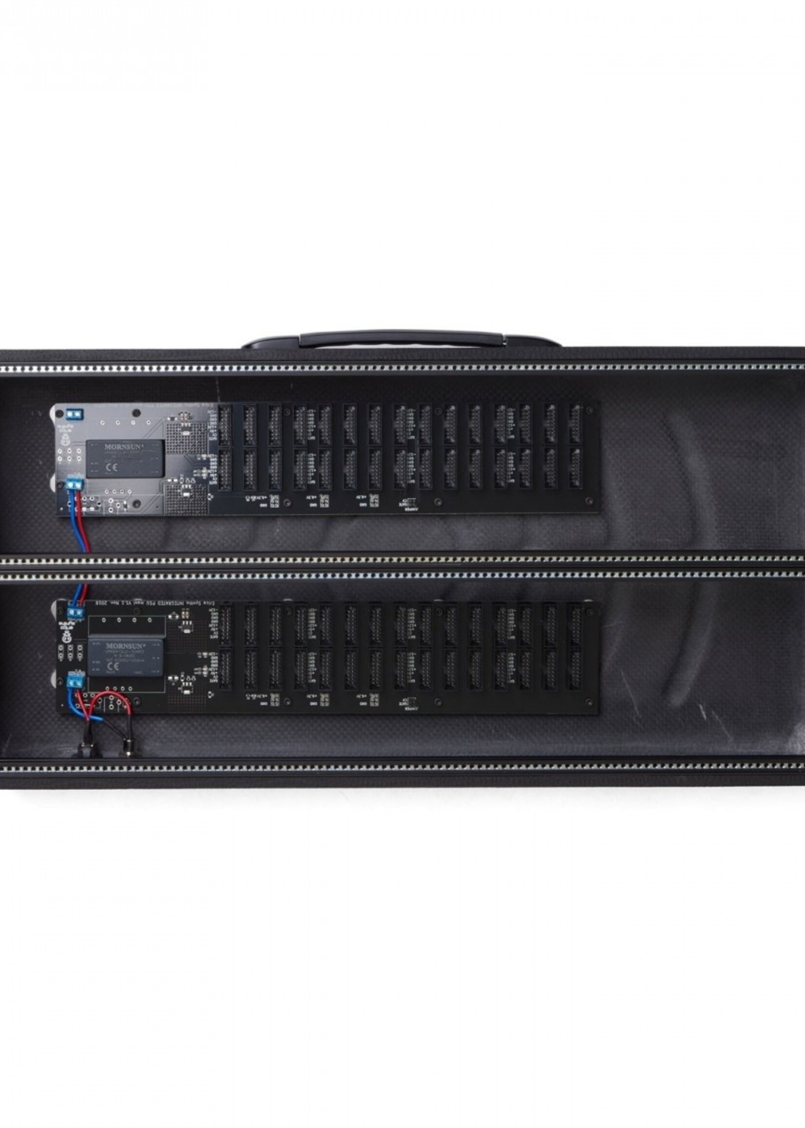 Erica Synths 2x104HP Carbon Fiber Travel Case with Lid (EU plug)