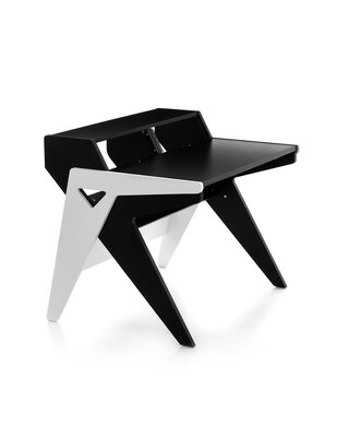 Zaor VISION WS 42" desk + 2 x 3 RU