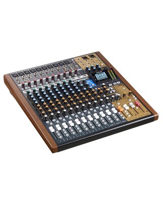 Tascam Model 16