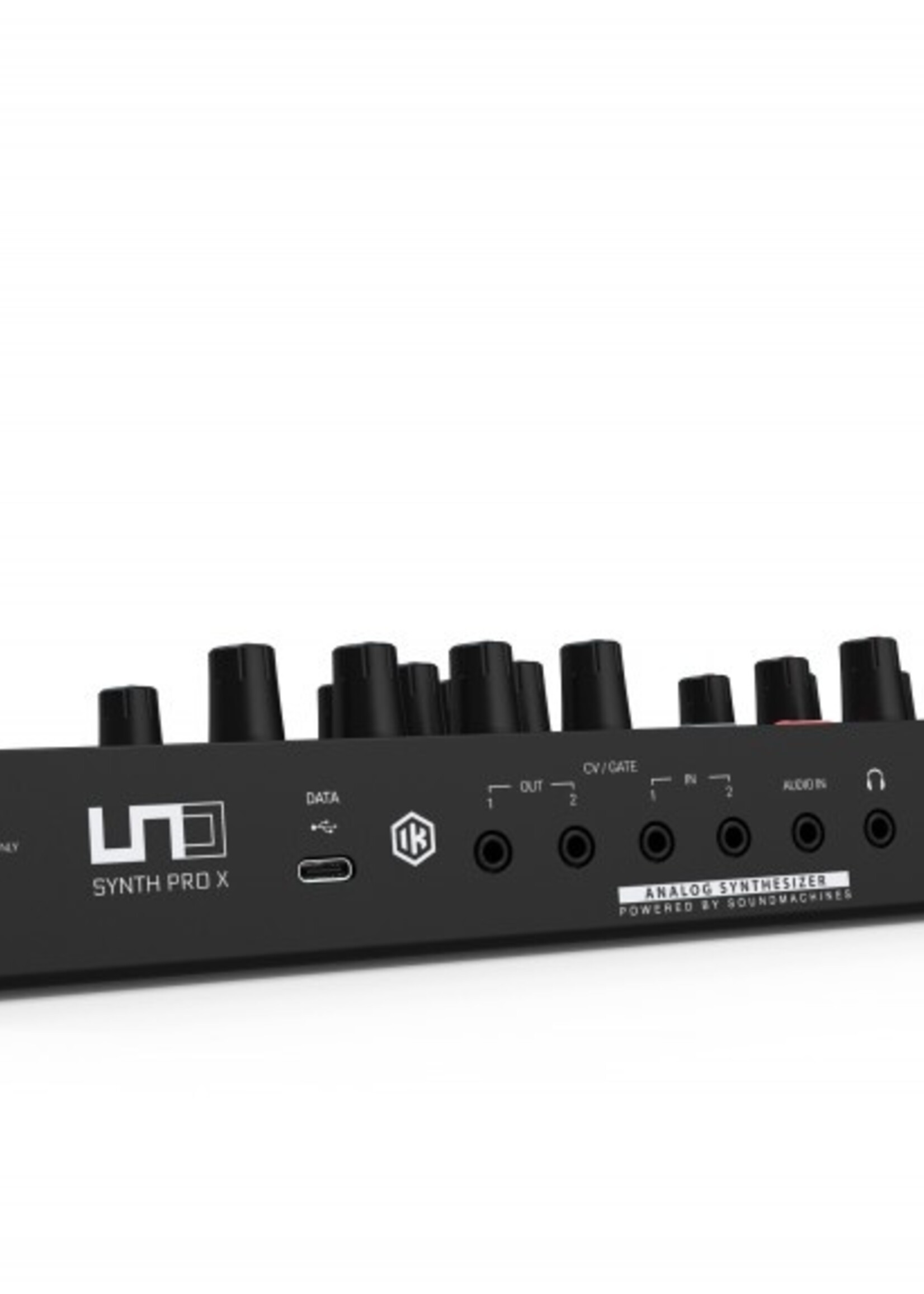 IK Multimedia UNO Synth PRO X