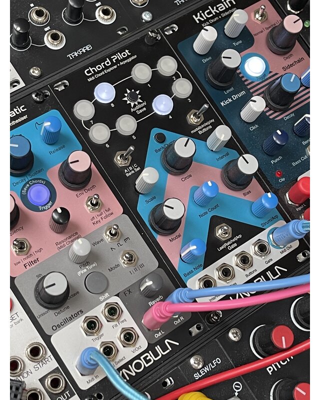 Knobula Chord Pilot Dark Mode