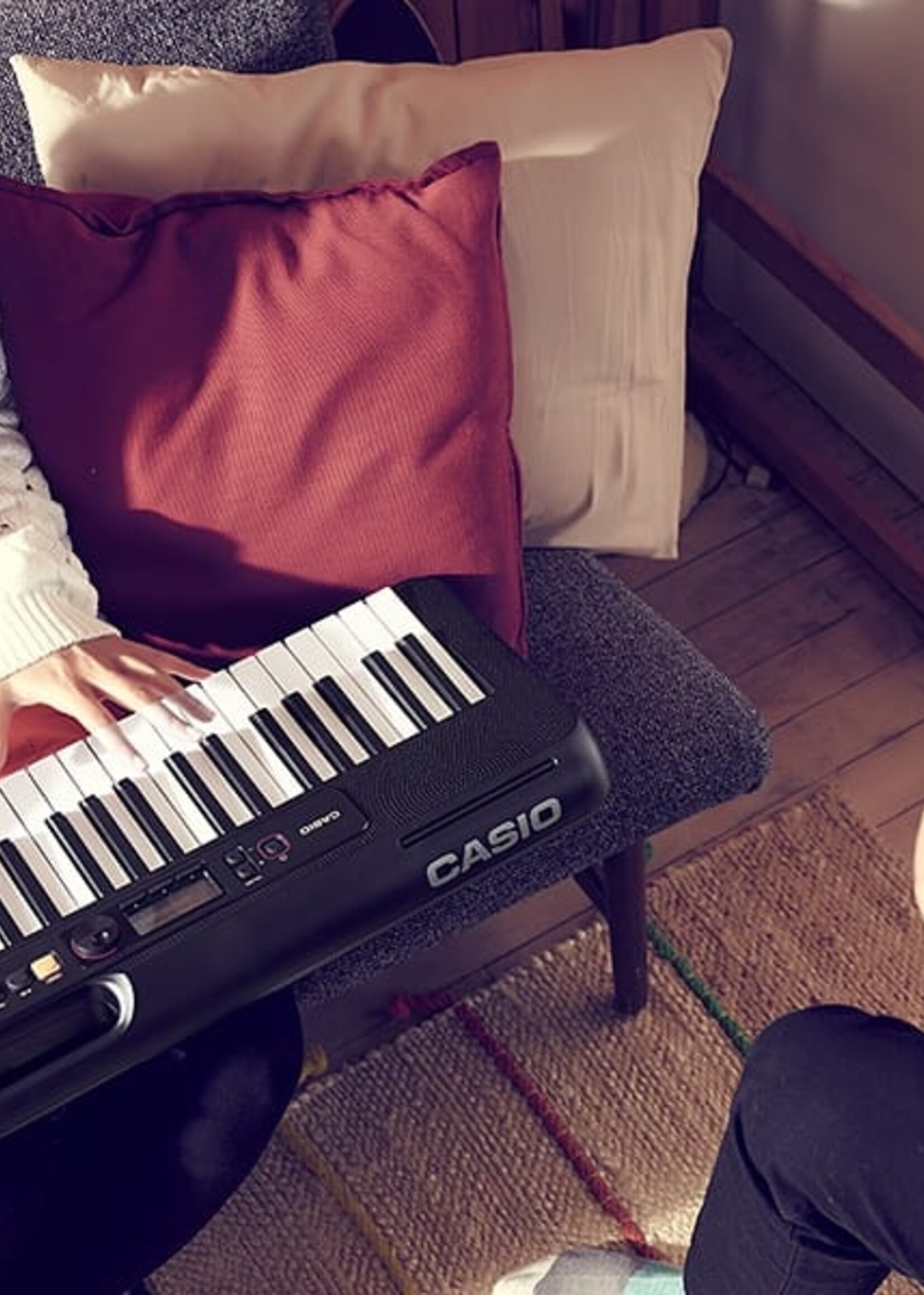 Casio CT-S200 Casiotone Series Keyboard (Black)