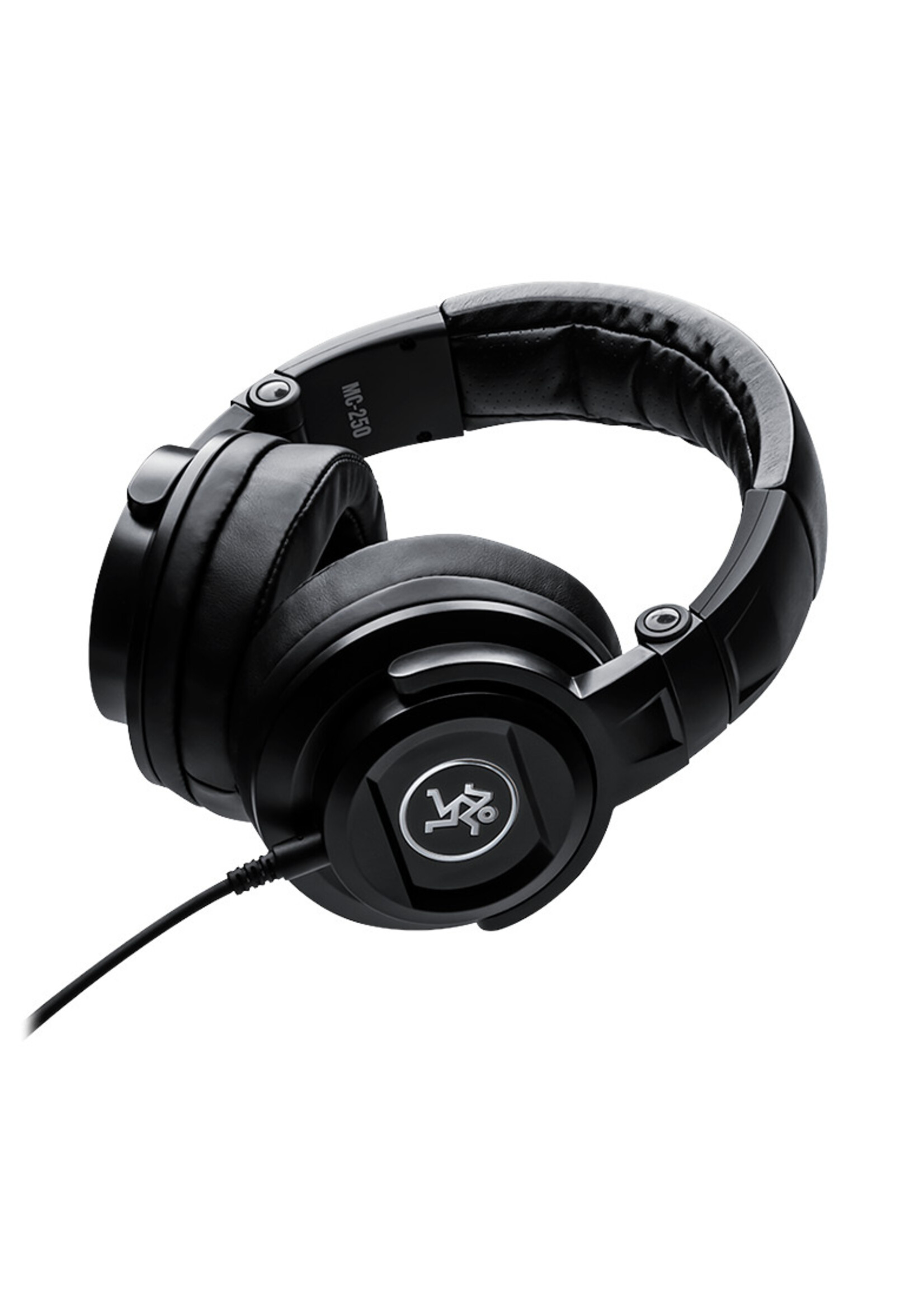 Mackie MC-250