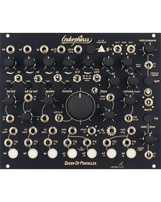 Endorphin.es Queen of Pentacles_BLCK