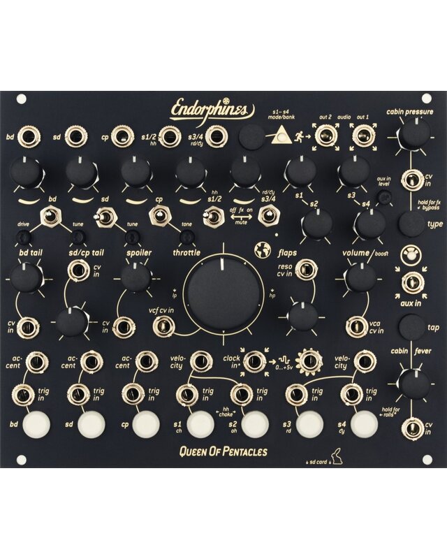 Endorphin.es Queen of Pentacles_BLCK