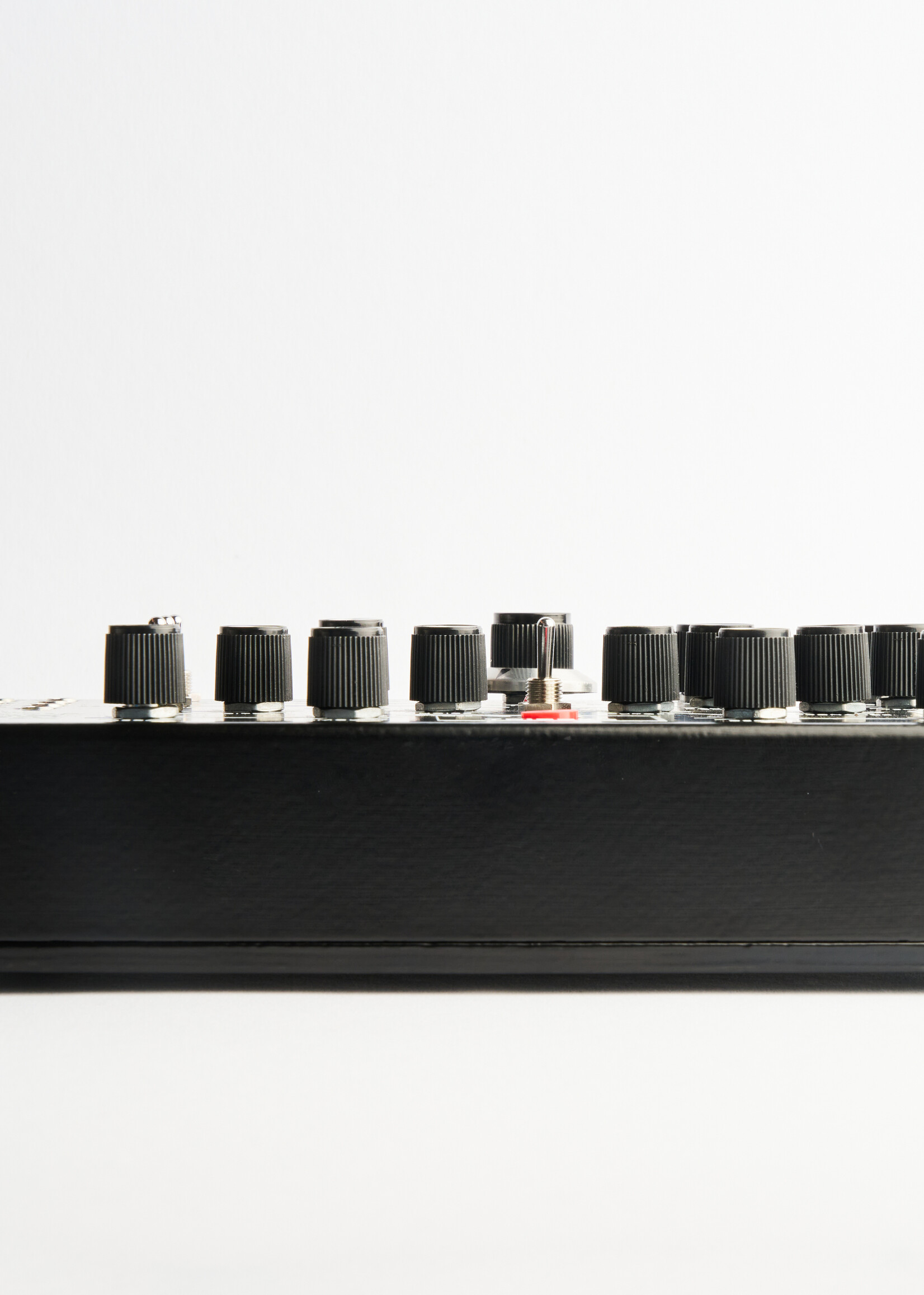 Body Synths Metal Fetishist Black