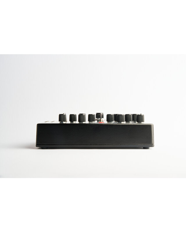 Body Synths Metal Fetishist Black