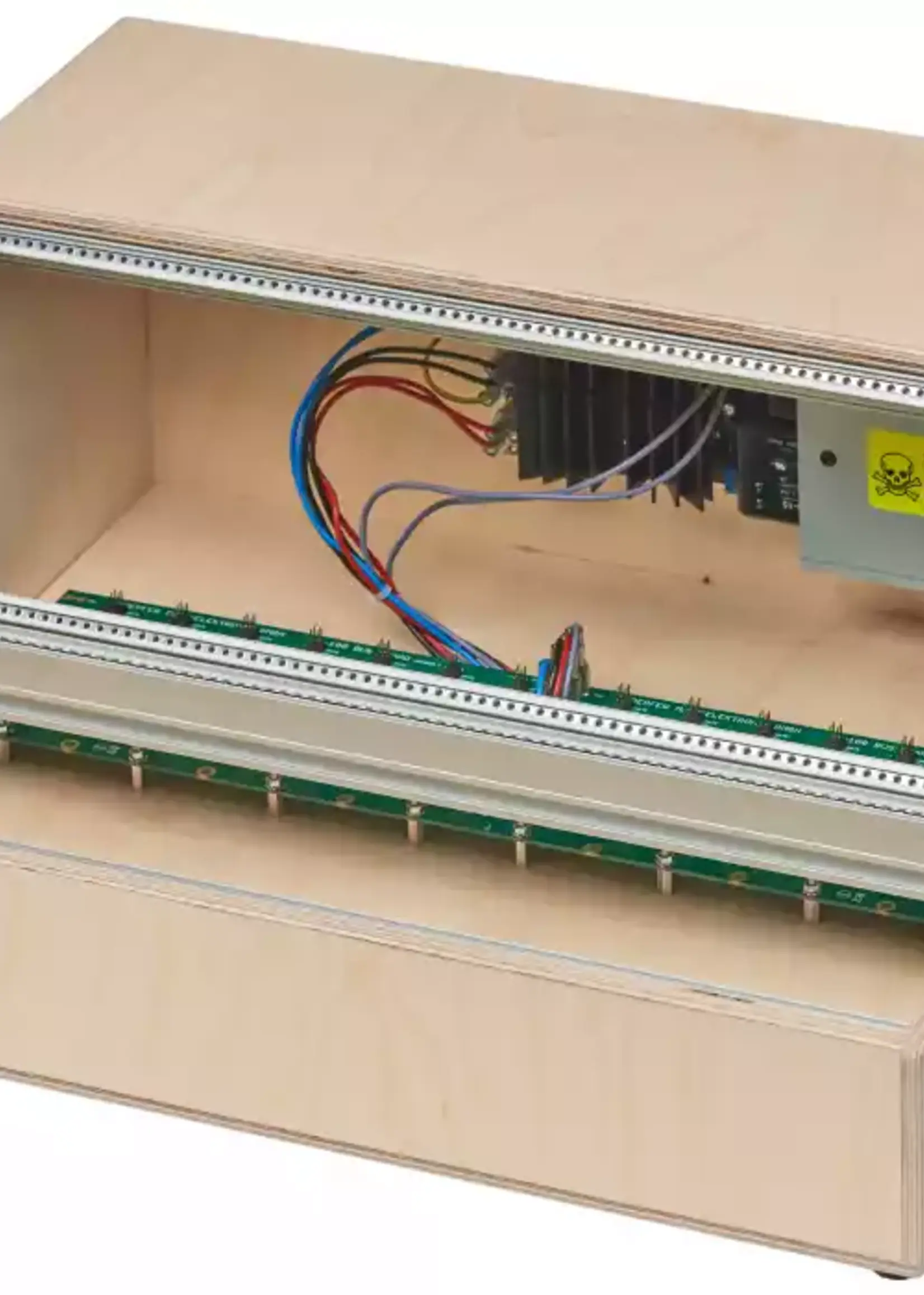 Doepfer A-100LCB Low Cost Base PSU3