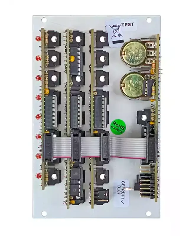 Doepfer A-152 Volt.Addr.T and H/Switch