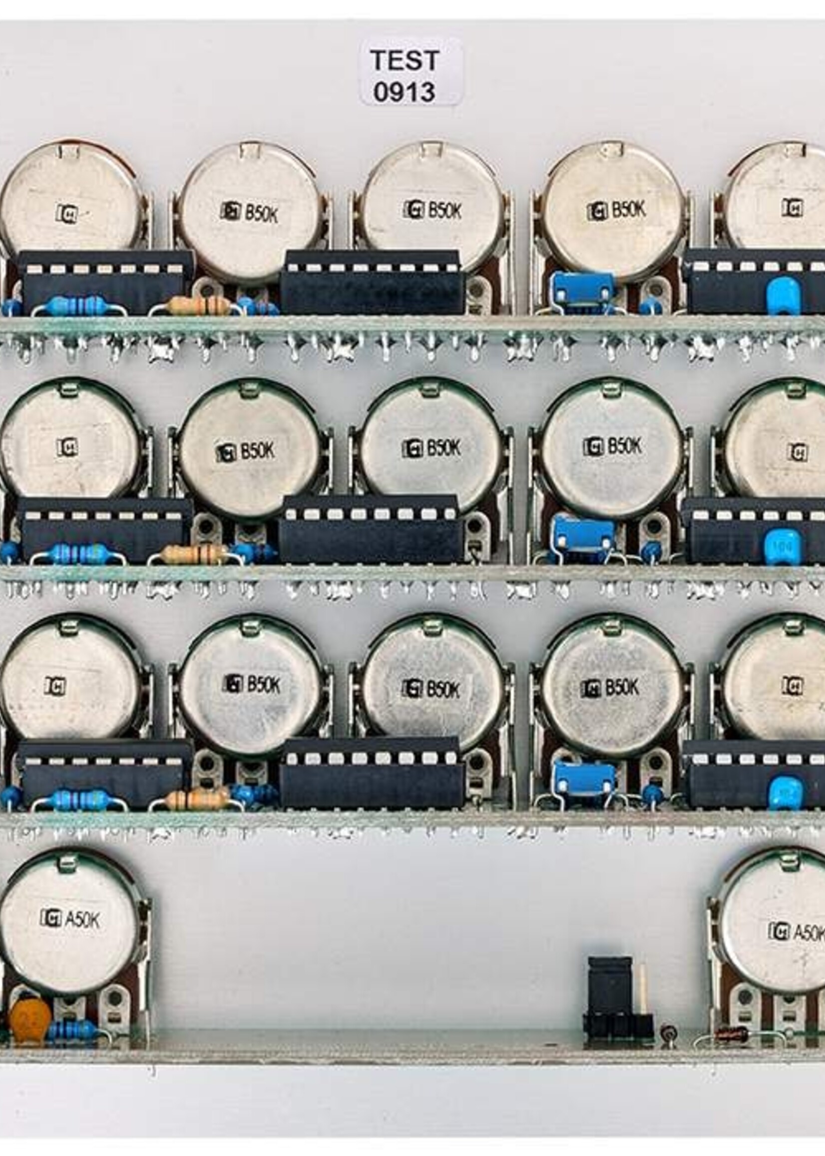 Doepfer A-127 VC Triple Resonance Filter