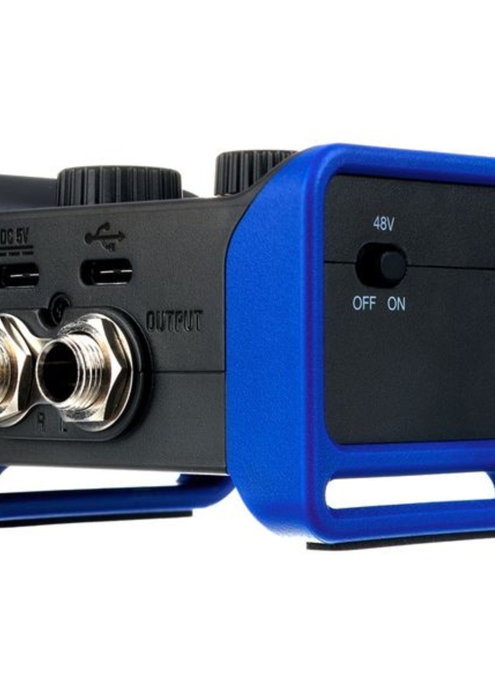 Zoom AMS-22