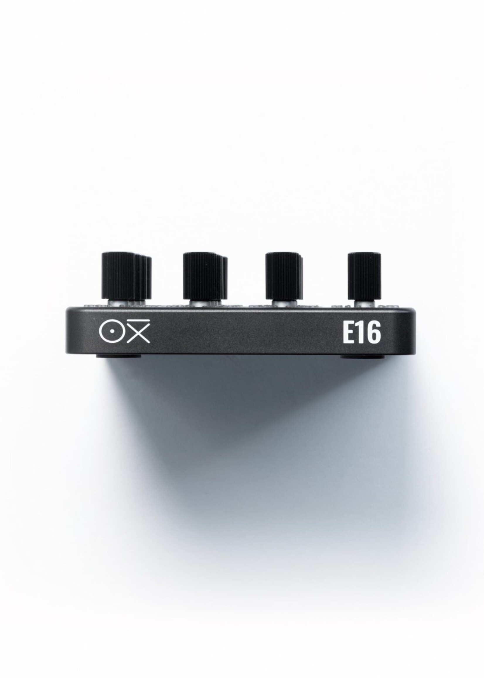 OXI Instruments Oxi E16