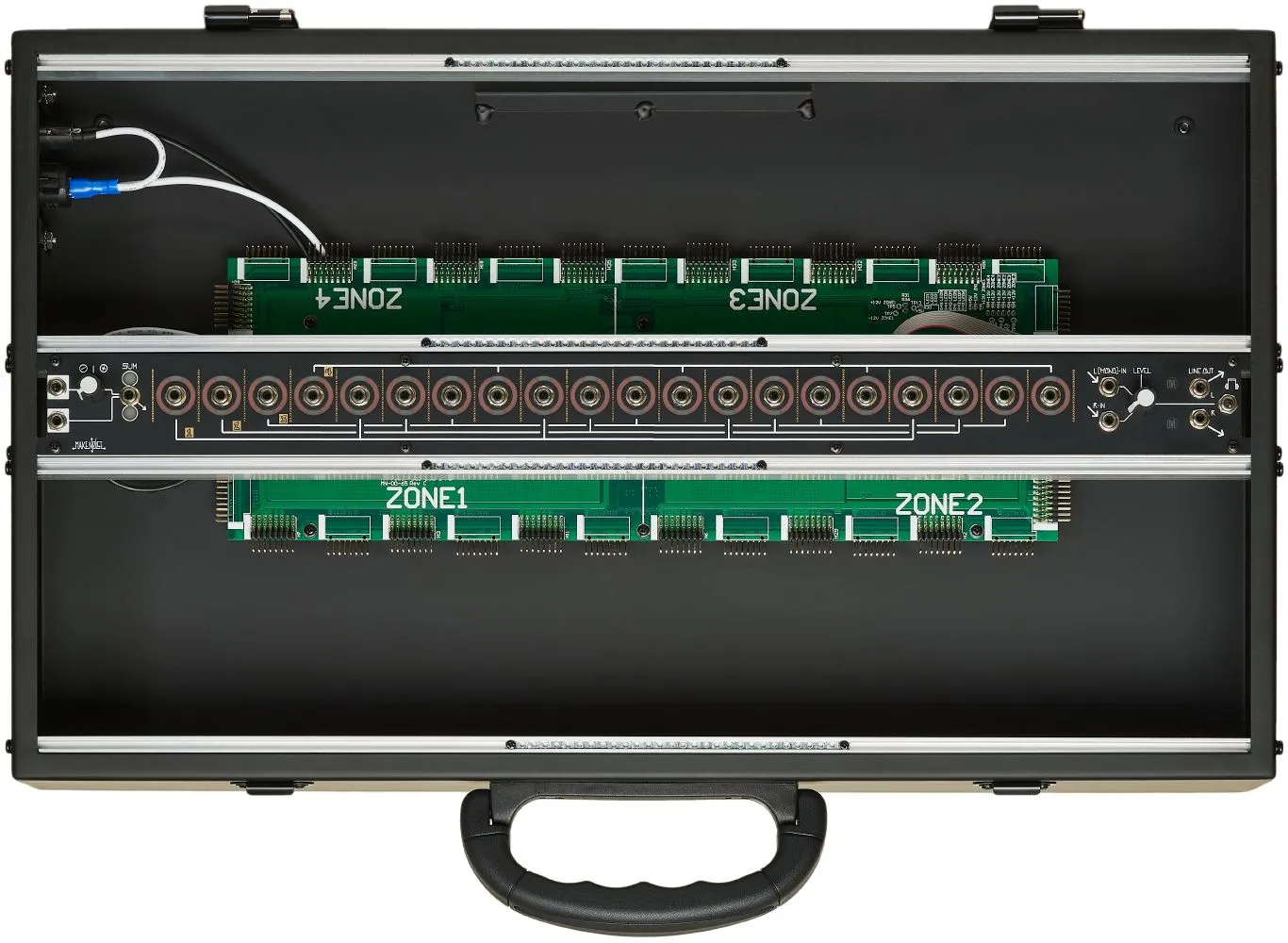 Make Noise  4 Zone CV Bus Case