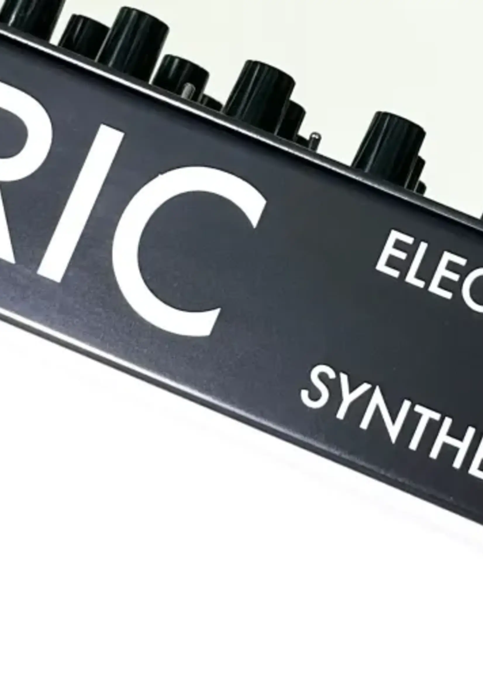Future Sound Systems  Cric Analogue Matrix-Patchable Synthesiser (Brunel Edition)