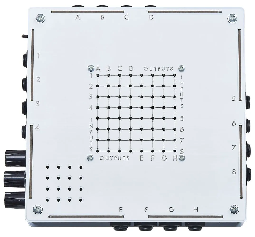 Future Sound Systems  MTX8 Guitar Desktop Pin Matrix Mixer