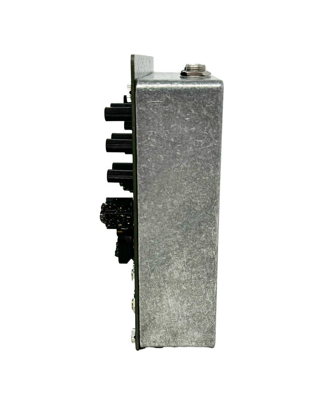 Maneco Grone Drone Desktop Drone Synth